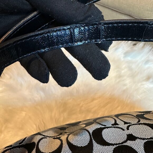 Coach Black and White Tote Bag - Picture 10 of 13